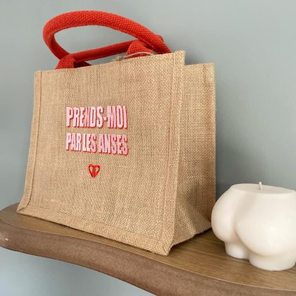 Petits sacs en jute